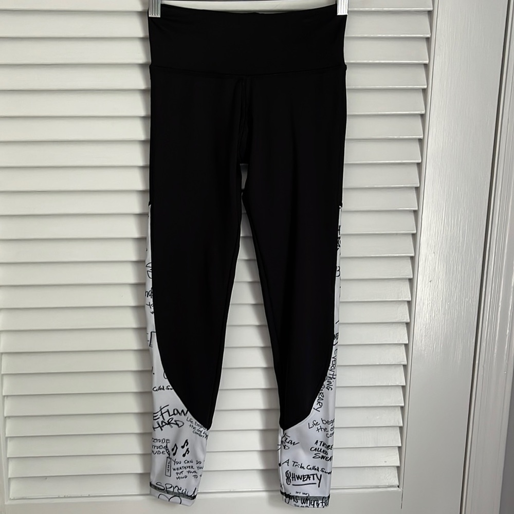 Y7 Studio Yoga Pants Legging Scribble Doodle Print Panels